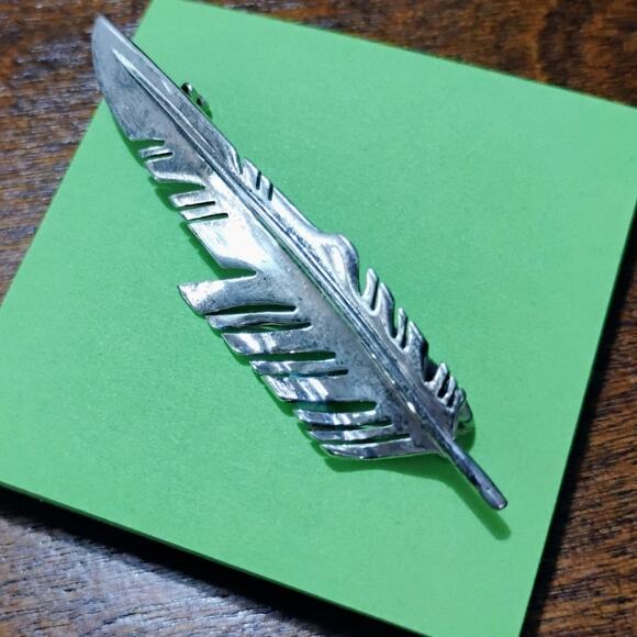 Ray Tracey Knifewing, Navajo Brooch/Pendant Sterling Silver - Picture 1 of 9